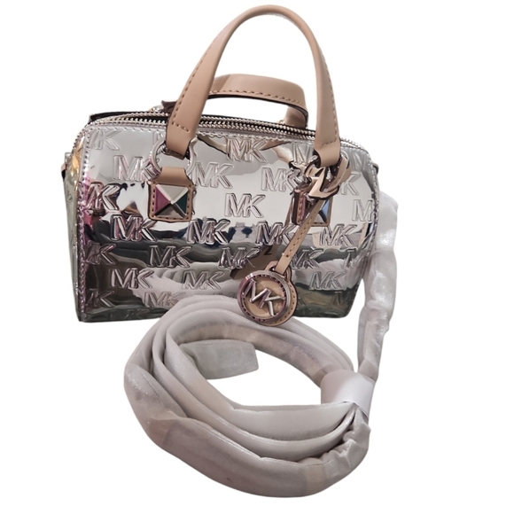 NWT MICHAEL Michael Kors Bag Crossbody Small Logo Embossed Patent Duffel - Picture 6 of 6